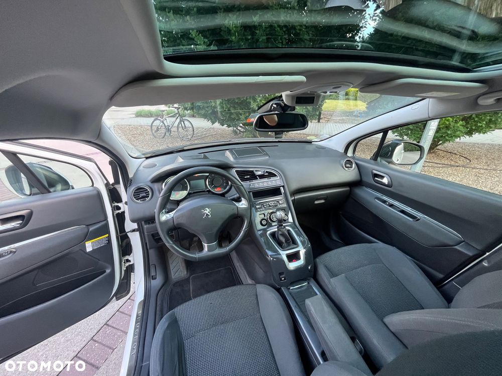 Peugeot 5008 HDI 115 Allure - 14
