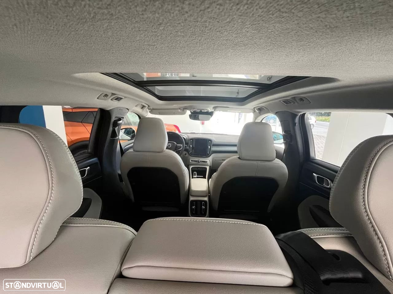 Volvo XC 40 1.5 T2 Plus Dark Auto - 15