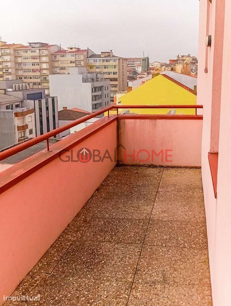 Apartamento T2 com Terraço em Vila Nova de Gaia - Grande imagem: 3/12