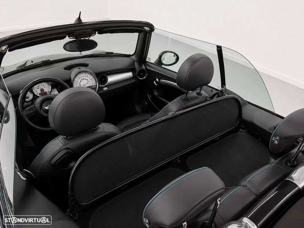 MINI 3 Portas Cooper D - 6