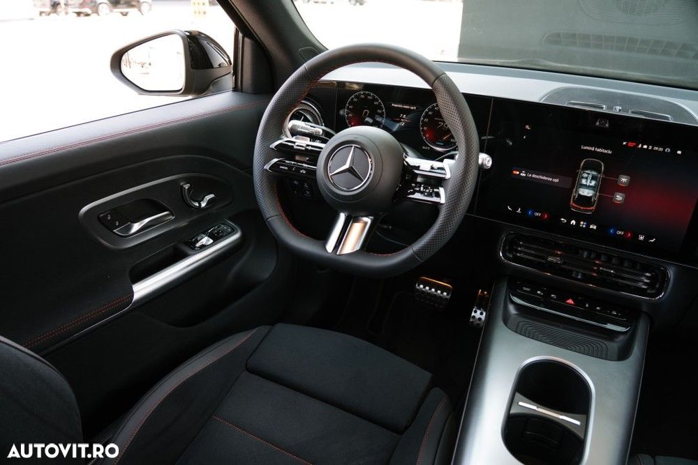 Mercedes-Benz GLB - 17