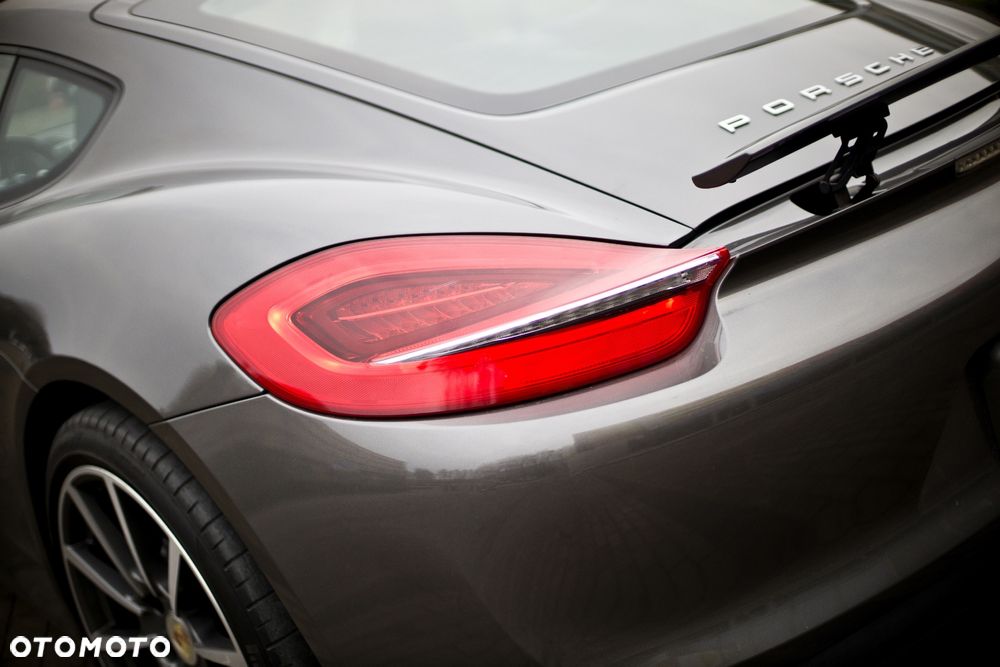 Porsche Cayman PDK - 9
