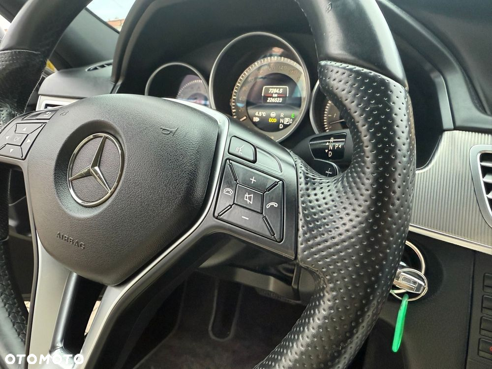 Mercedes-Benz Klasa E 350 T BlueTEC 4Matic 7G-TRONIC Avantgarde - 28