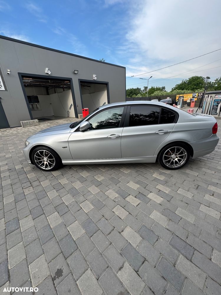BMW Seria 3 320d - 3