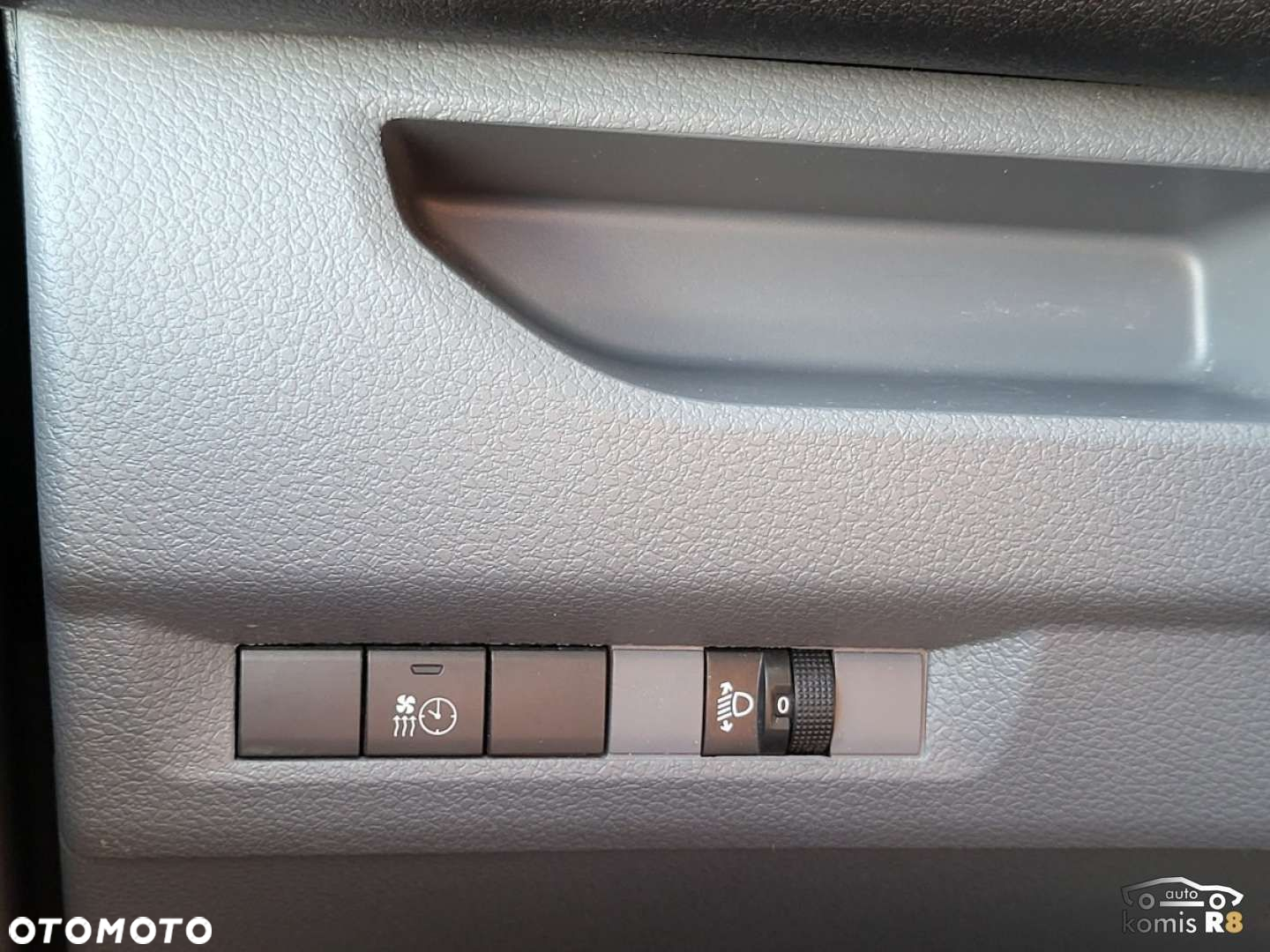 Opel Vivaro - 17