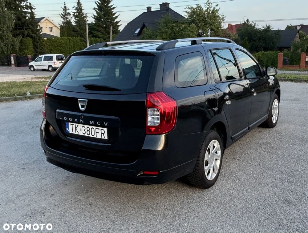 Dacia Logan 1.2 16V 75 Laureate - 4