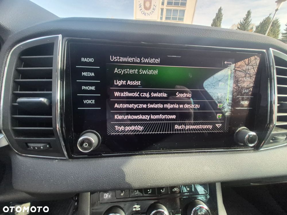 Skoda Karoq 1.5 TSI ACT Style DSG - 23