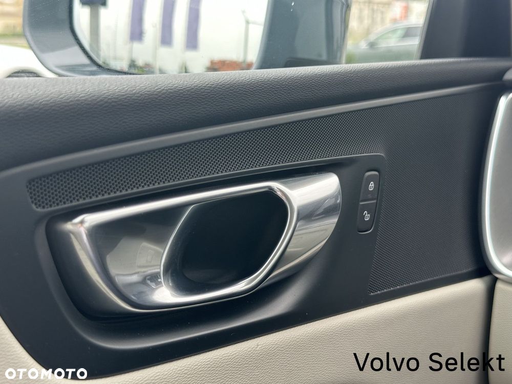 Volvo XC 60 - 31