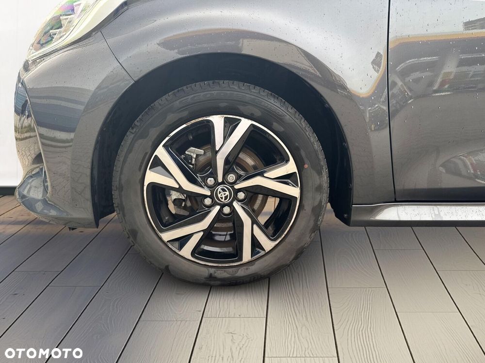 Toyota Yaris Hybrid 1.5 Style - 19