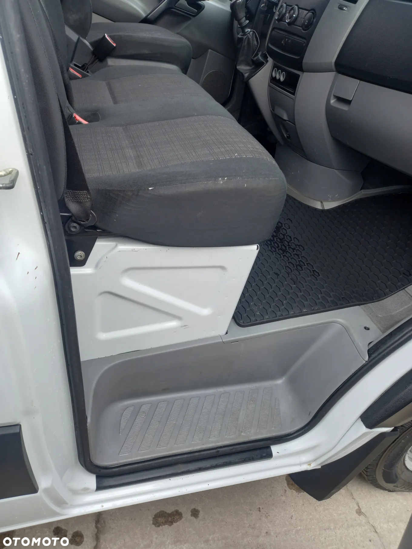 Mercedes-Benz Sprinter - 4