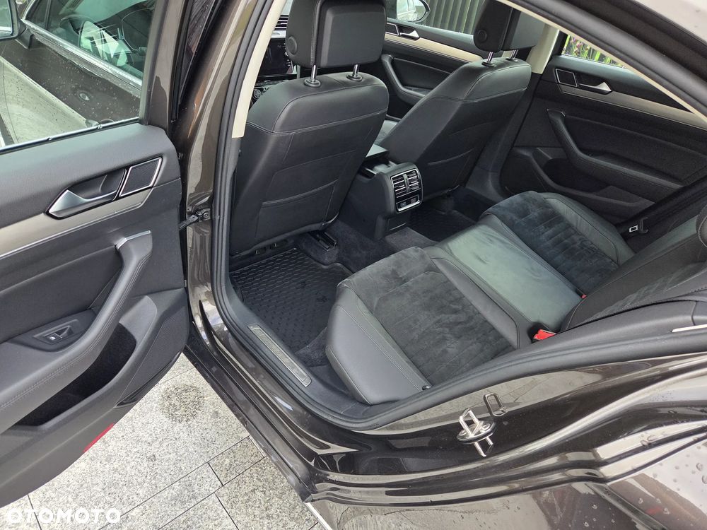 Volkswagen Passat 2.0 TDI BMT Highline - 7
