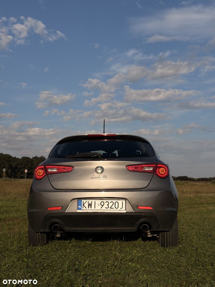 Alfa Romeo Giulietta 2.0 JTDM Distinctive - 7