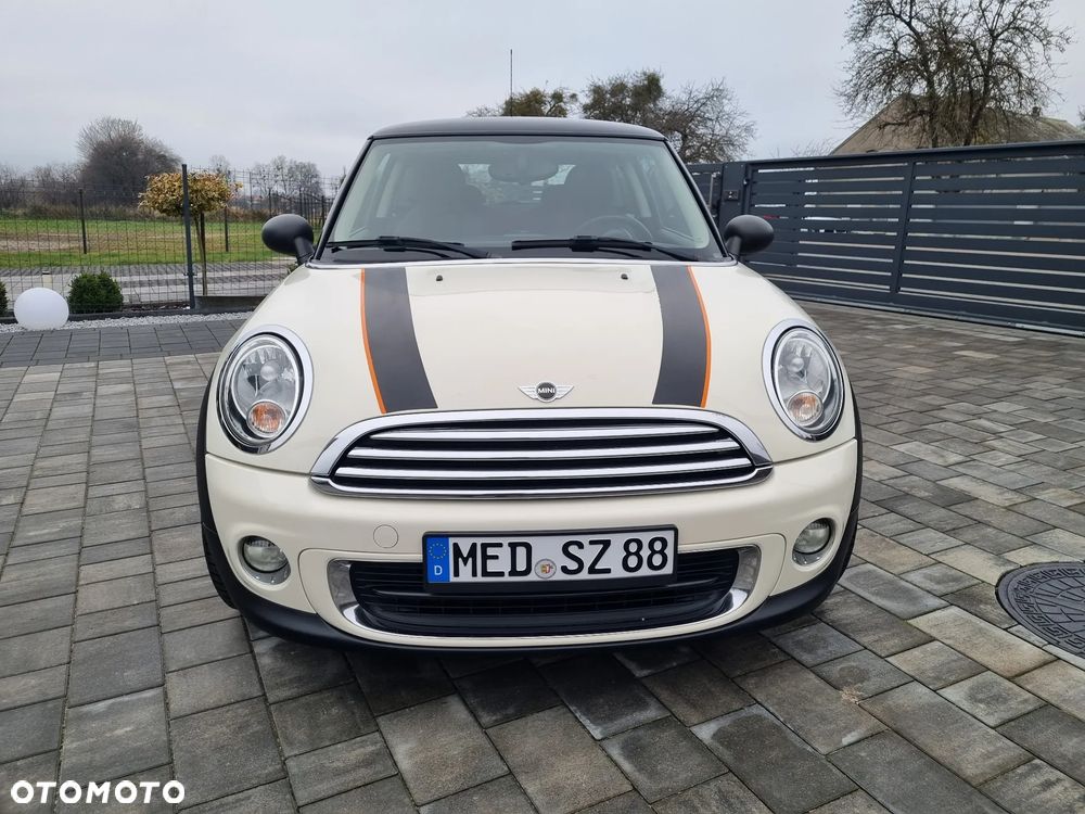 MINI ONE Brick Lane - 5