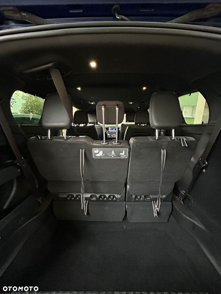 Chrysler Pacifica - 16