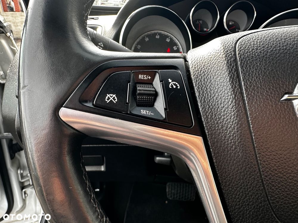 Opel Insignia 2.0 Turbo Cosmo - 27