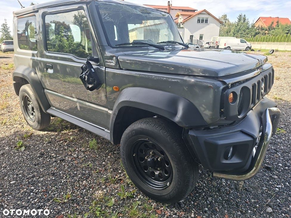 Suzuki Jimny 1.5 ALLGRIP Comfort+ - 11