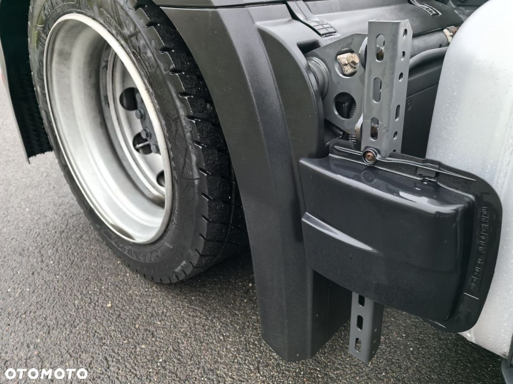 Mercedes-Benz Actros L 1851 LSnRL * Olejowy Retarder * GigaSpace * 2 zbiorniki * LED * - 11