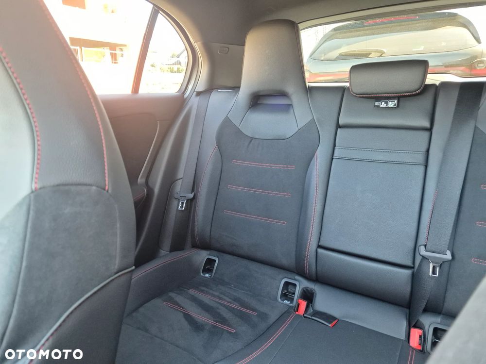 Mercedes-Benz Klasa A 200 4-Matic AMG Line 8G-DCT - 5
