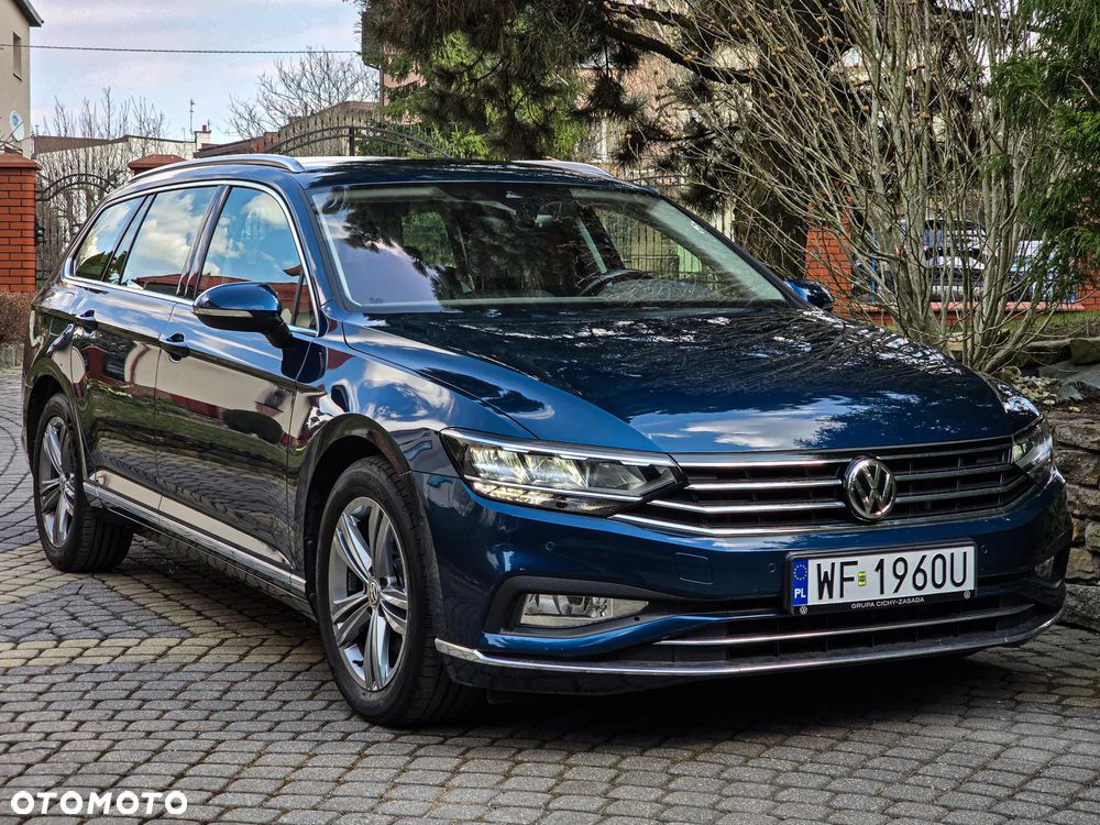Volkswagen Passat Variant 2.0 TDI EVO Elegance DSG - 12