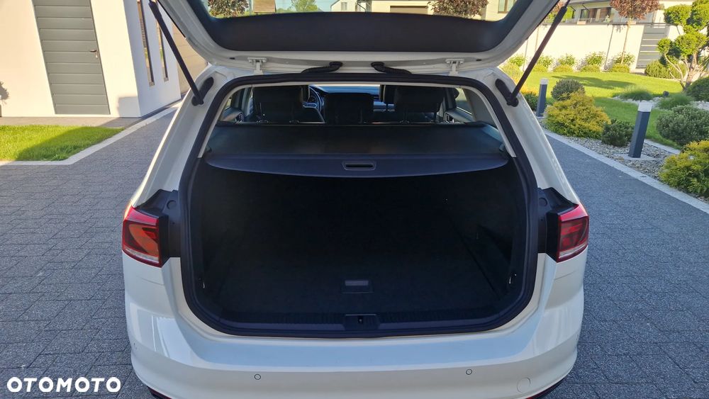 Volkswagen Passat Variant 2.0 TDI BMT Highline DSG - 34