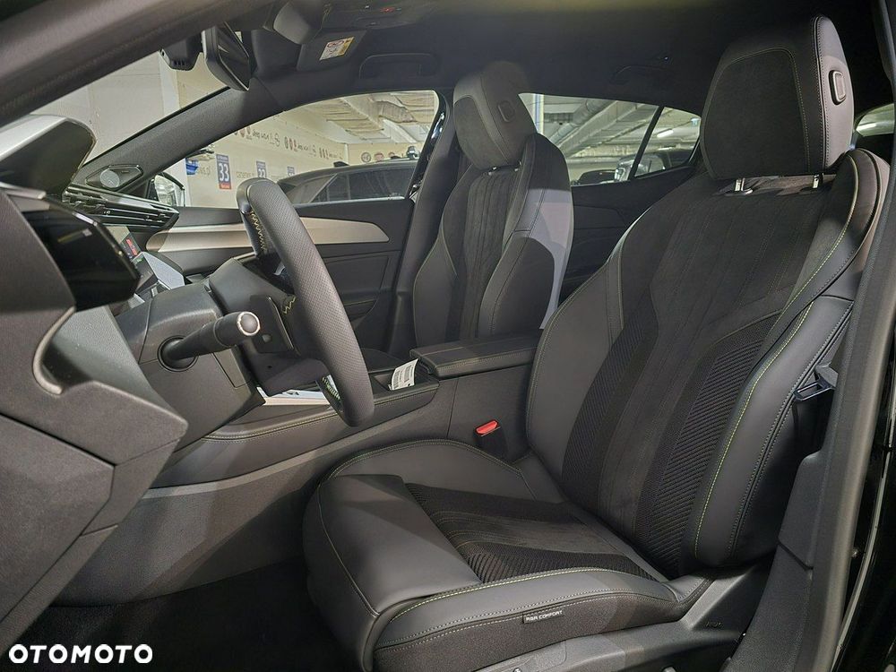 Peugeot 408 - 29