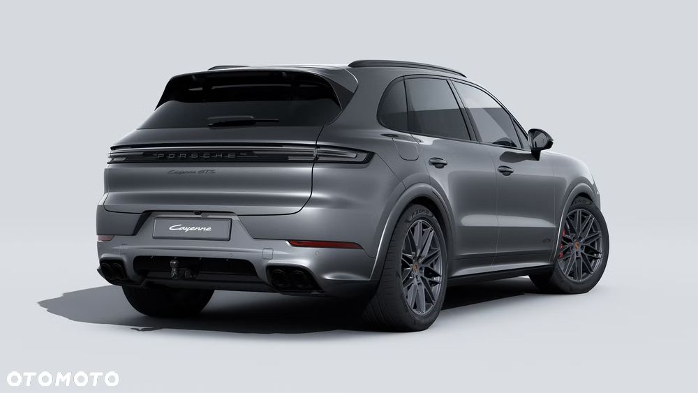 Porsche Cayenne GTS - 7