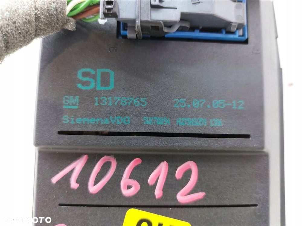 Radio+ wyświetlacz kpl CD 30 MP3 FABRYCZNEOpel Vectra C SIGNUM  2002-2008R - 9