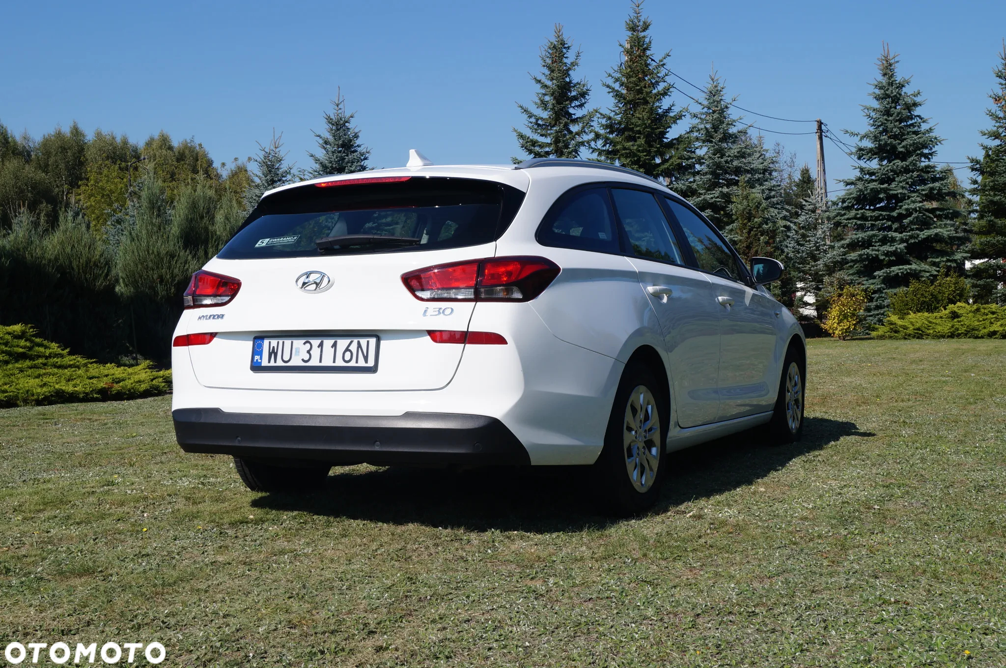 Hyundai i30 1.6 D Classic + - 12