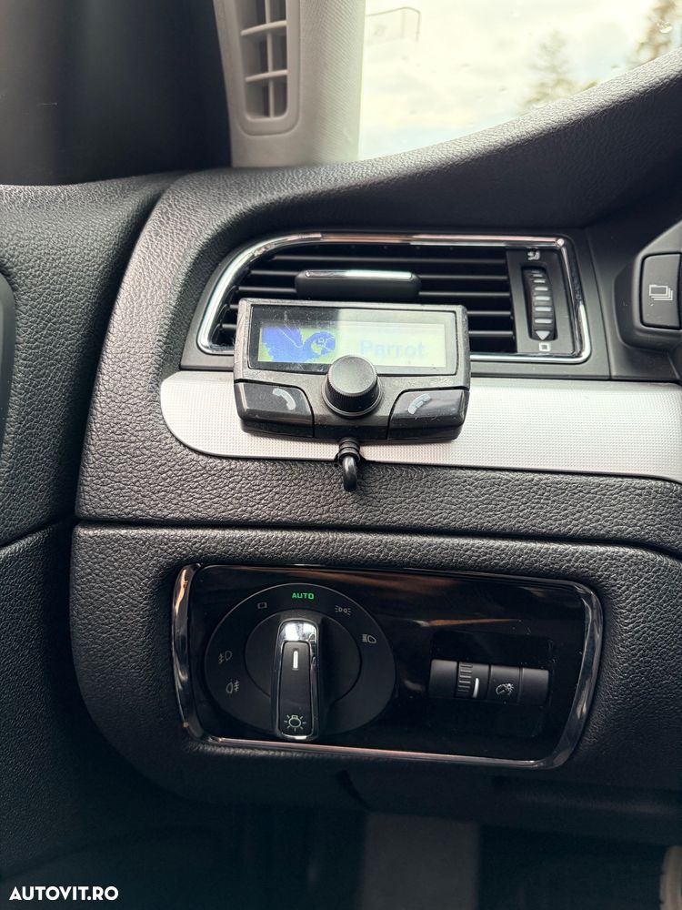 Skoda Superb 2.0 TDI Ambition DSG - 24