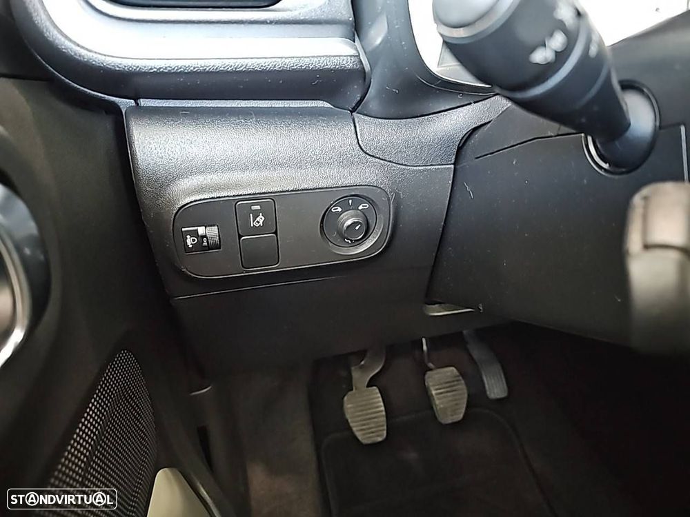 Citroën C3 1.2 PureTech Feel - 23