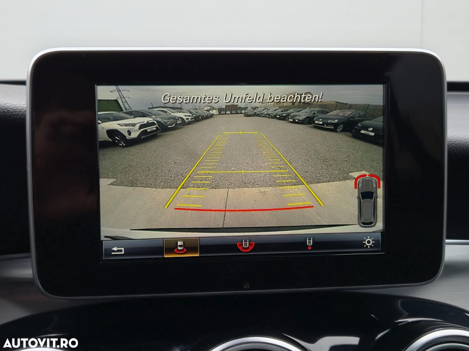 Mercedes-Benz GLC 250 d 4Matic 9G-TRONIC AMG Line - 25