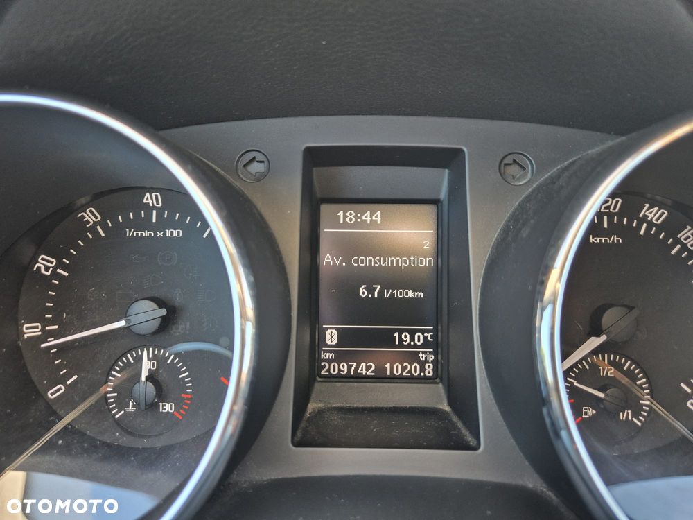 Skoda Yeti 1.4 TSI Adventure - 14