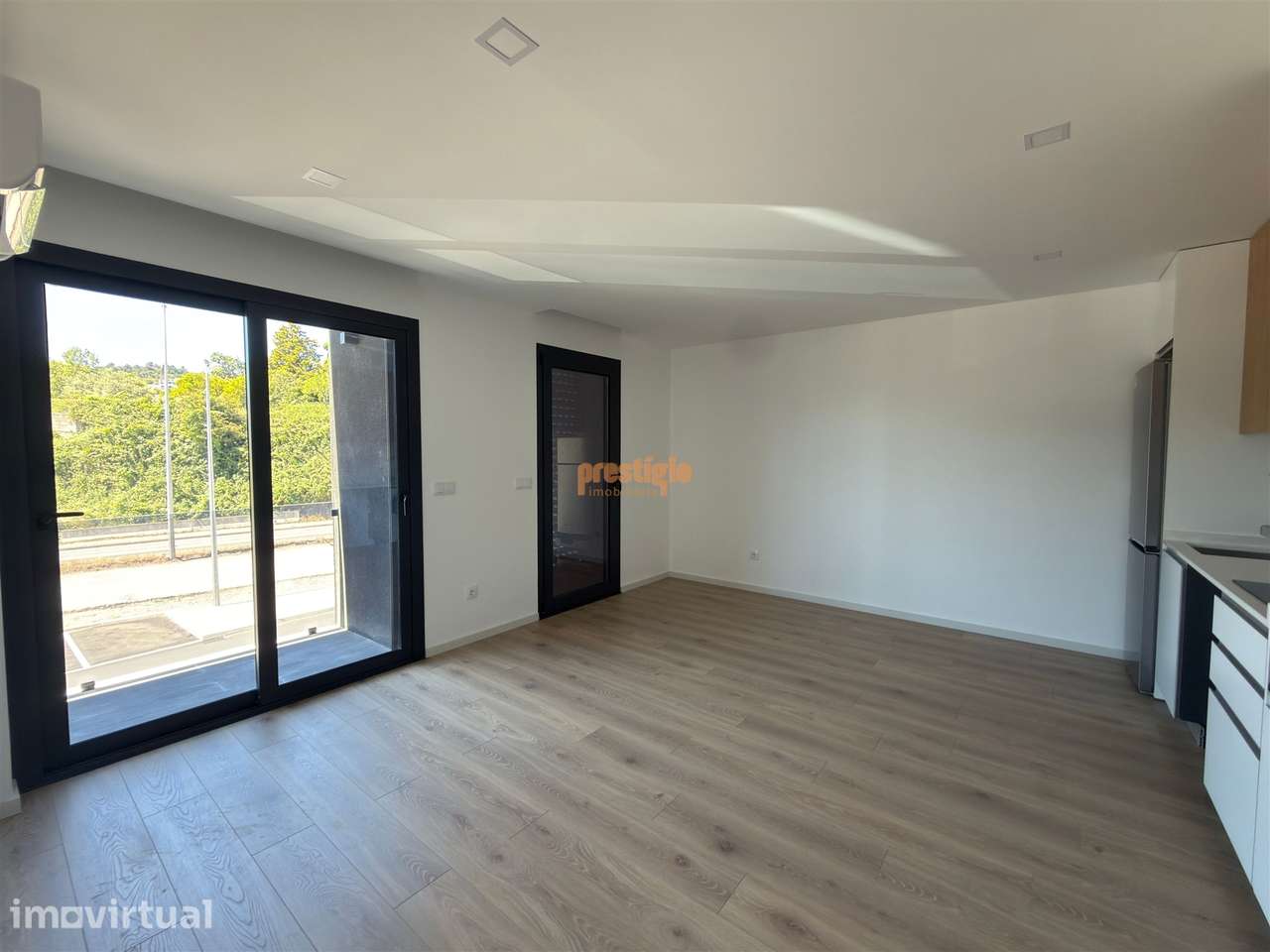 Apartamento T1 Venda em Este (São Pedro e São Mamede),Braga - Grande imagem: 2/15