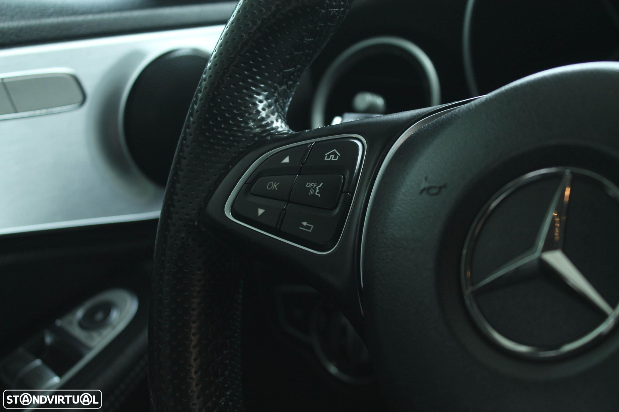 Mercedes-Benz C 200 d Avantgarde - 22