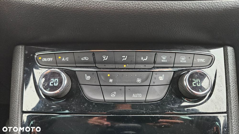 Opel Astra 1.4 Turbo Start/Stop Automatik Ultimate - 26