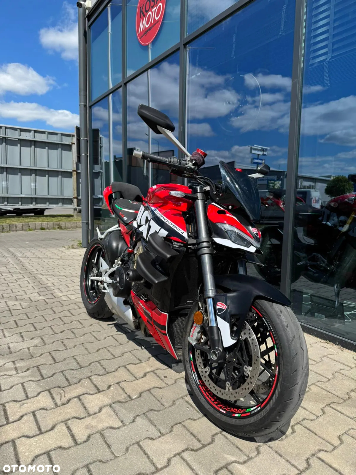 Ducati Streetfighter V4 - 9