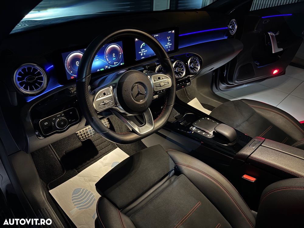 Mercedes-Benz CLA 250 e 8G-DCT AMG Line - 35