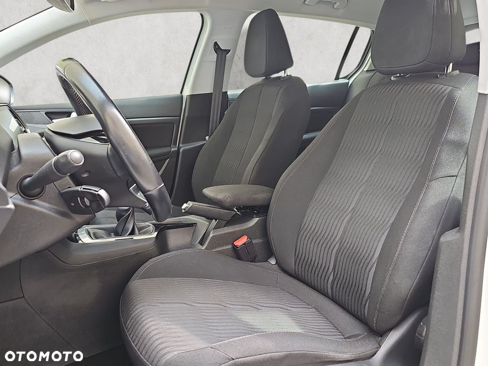 Peugeot 308 - 13