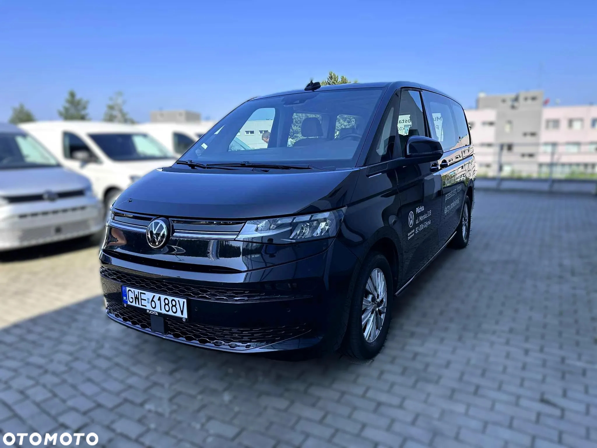 Volkswagen Multivan - 4