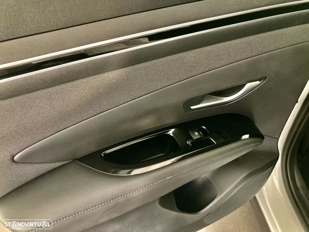 Hyundai Tucson 1.6 T-GDi Premium - 32