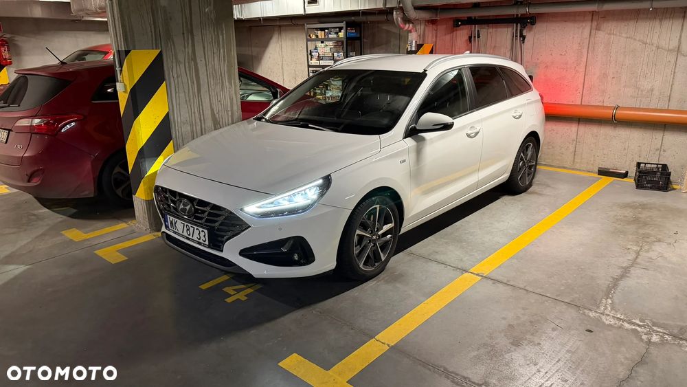 Hyundai i30 1.5 T-GDI 48V Premium DCT - 33