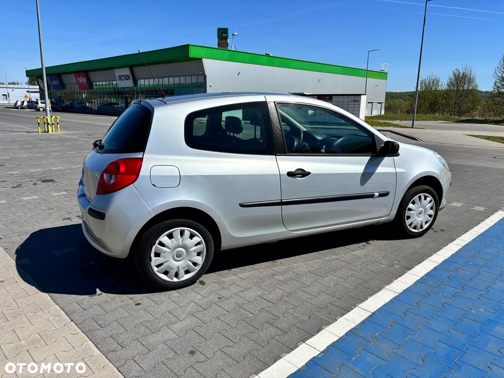Renault Clio - 3