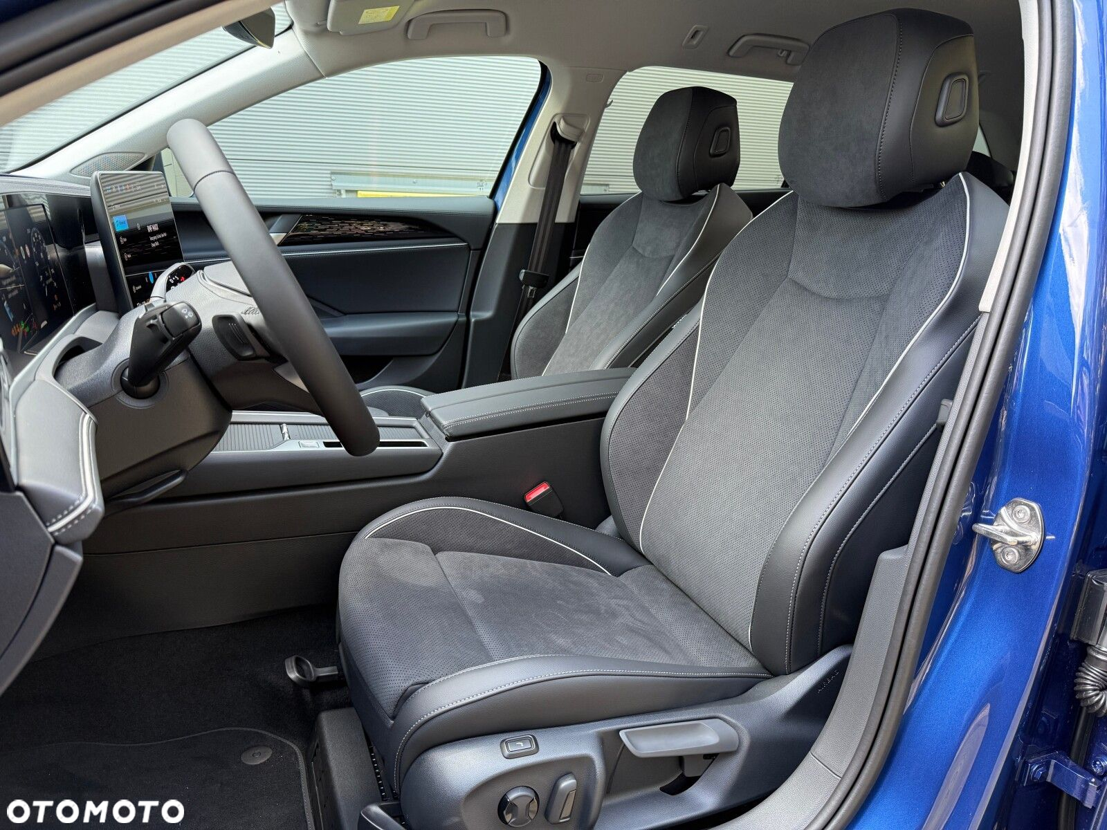 Volkswagen Passat - 13