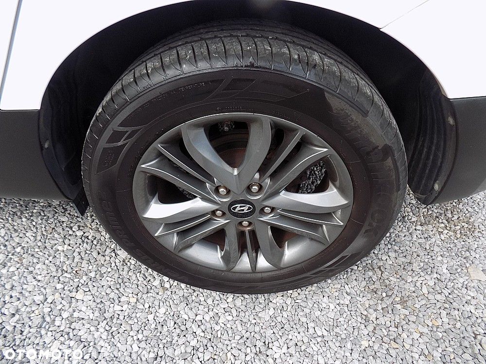 Hyundai ix35 1.7 CRDi 2WD blue Style - 22