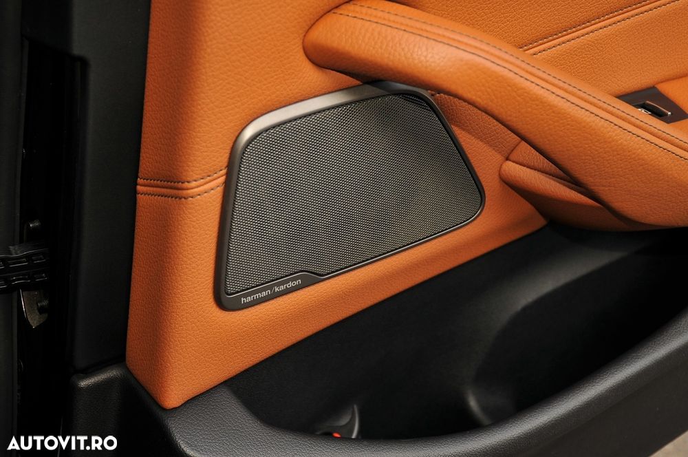 BMW Seria 5 520d xDrive Aut. M Sport Edition - 33