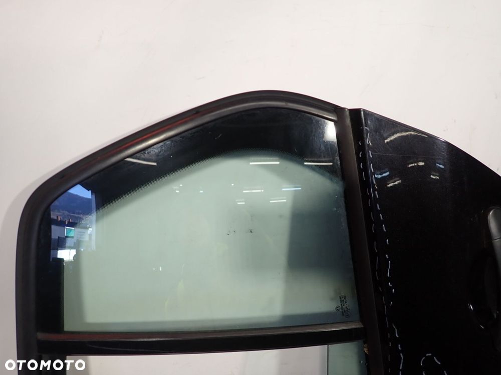 DRZWI LEWY TYŁ VOLKSWAGEN GOLF V HB LC9Z - 2