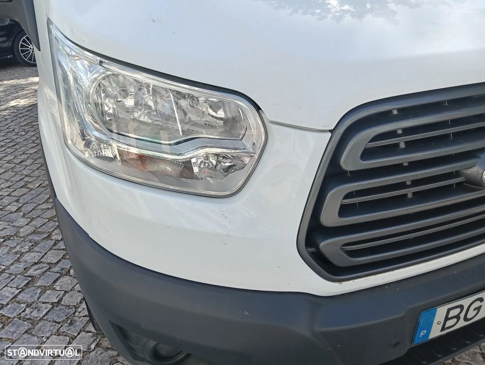 Ford Transit - 37