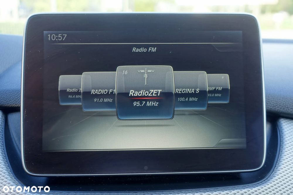 Mercedes-Benz Klasa B 180 7G-DCT Style - 16