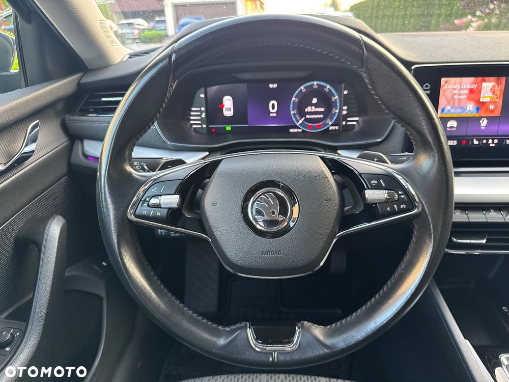 Skoda Octavia 2.0 TDI SCR Style DSG - 30