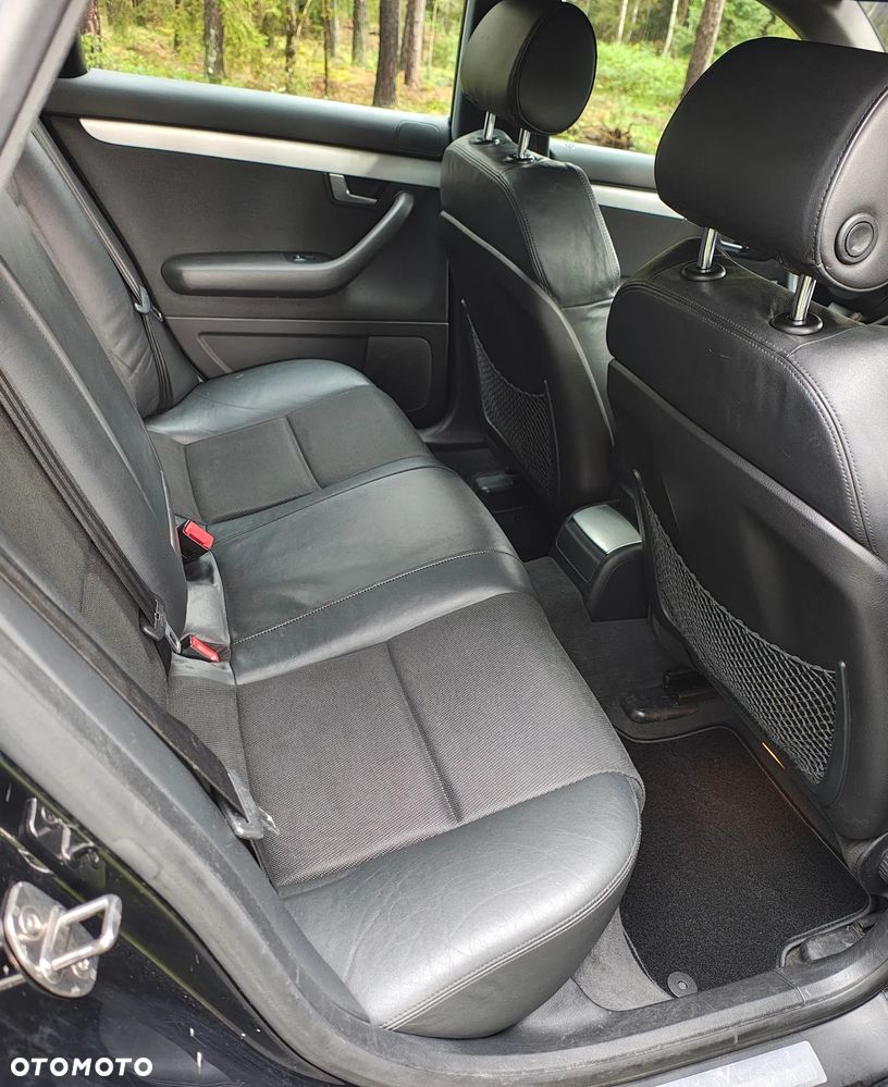 Audi A4 Avant - 32